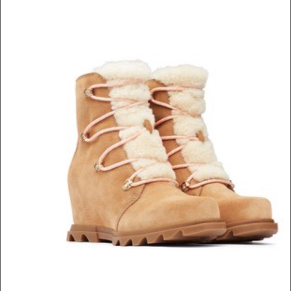 Sorel Joan of artic wedge III lace cozy boot Tawny Bluff/gum 2